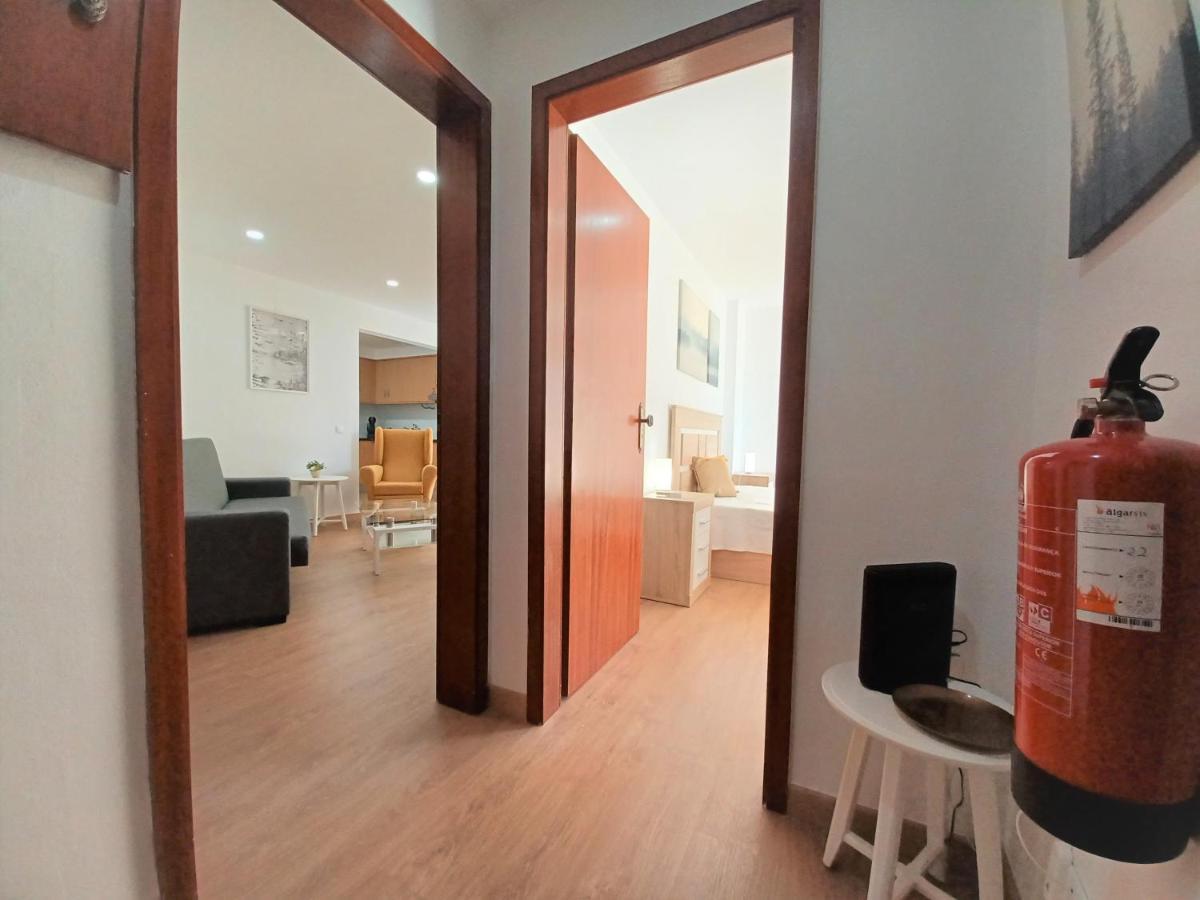 Acropole Beach Apartment Portimão Exteriör bild