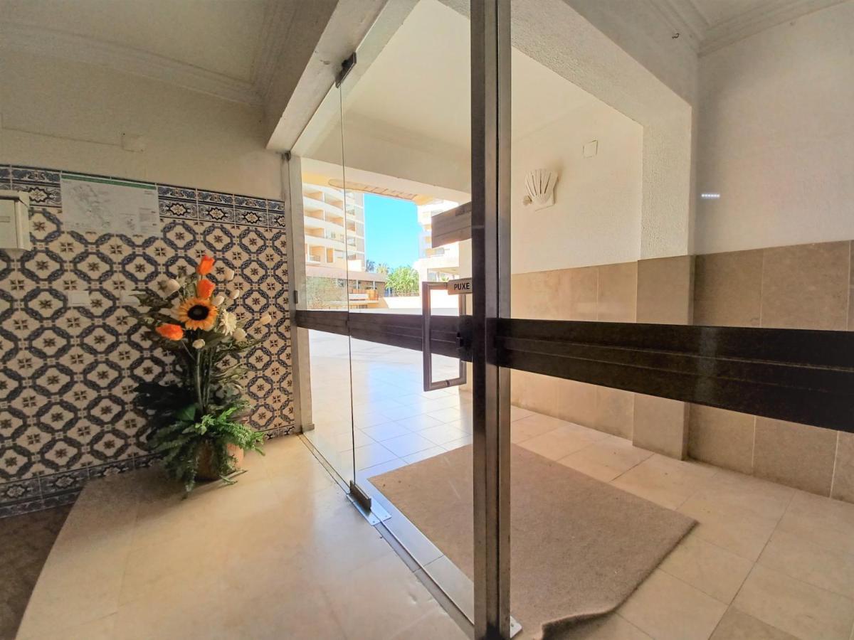 Acropole Beach Apartment Portimão Exteriör bild
